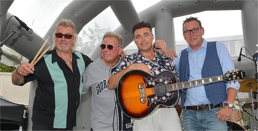 roustabouts; www.kwekel-evenementen.nl