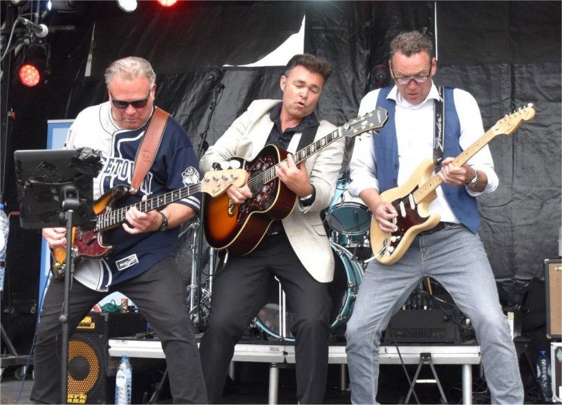 roustabouts; www.kwekel-evenementen.nl