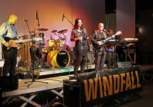 Countryband Windfall te boeken bij www.kwekel-evenementen.nl